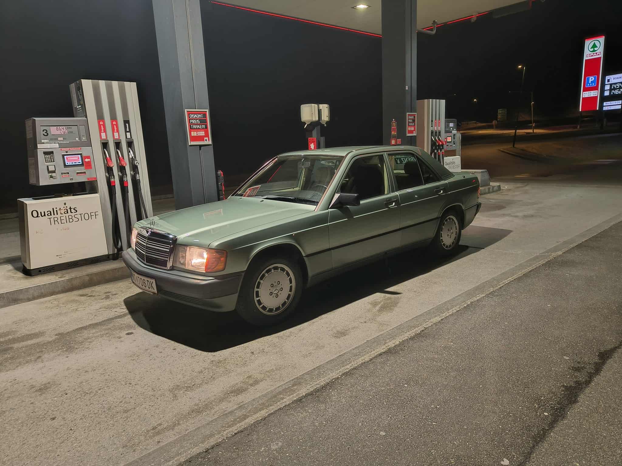 Mercedes 190